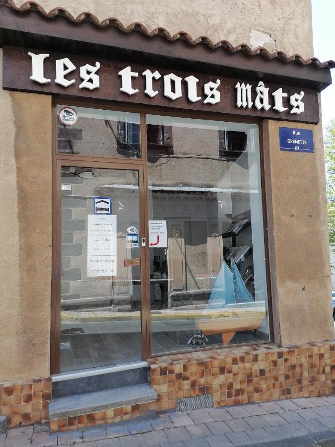 Au Thiernois Leilighet Thiers Eksteriør bilde